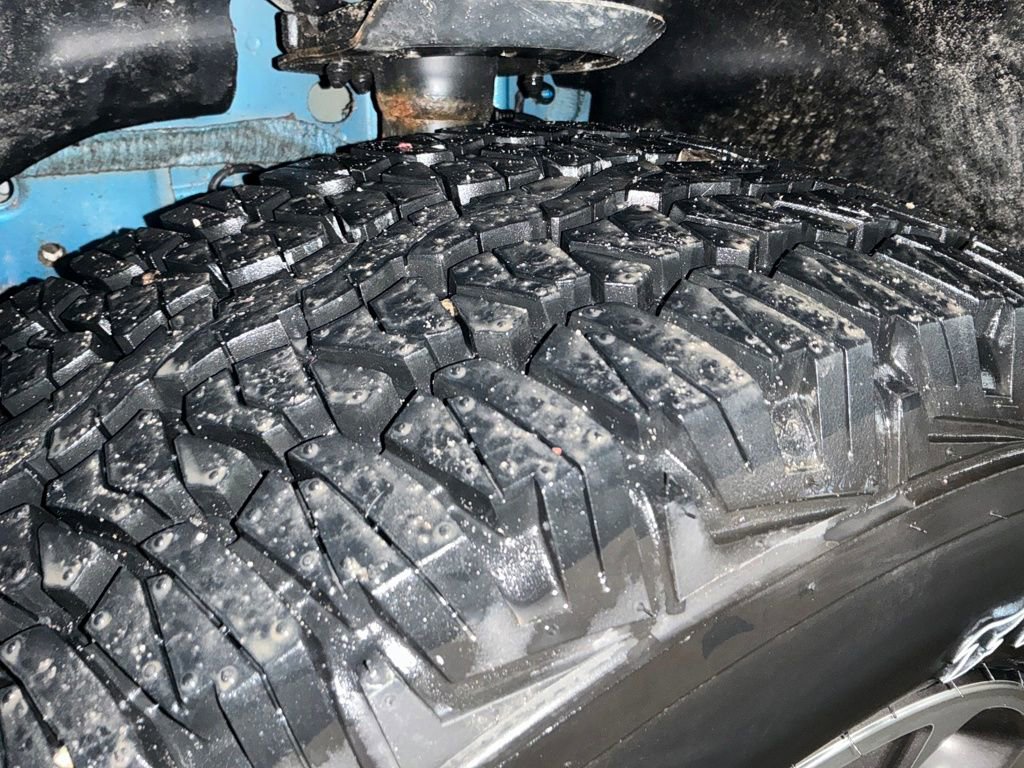 Used 2021 Jeep Cherokee Trailhawk image 12