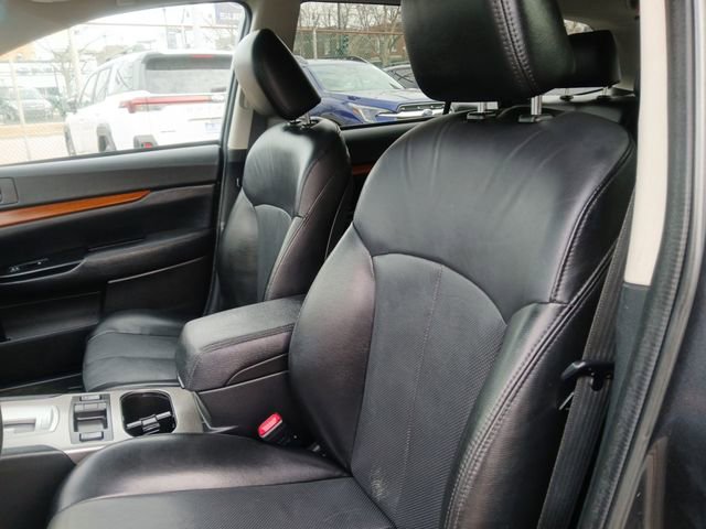 Used 2013 Subaru Outback 3.6R Limited image 20