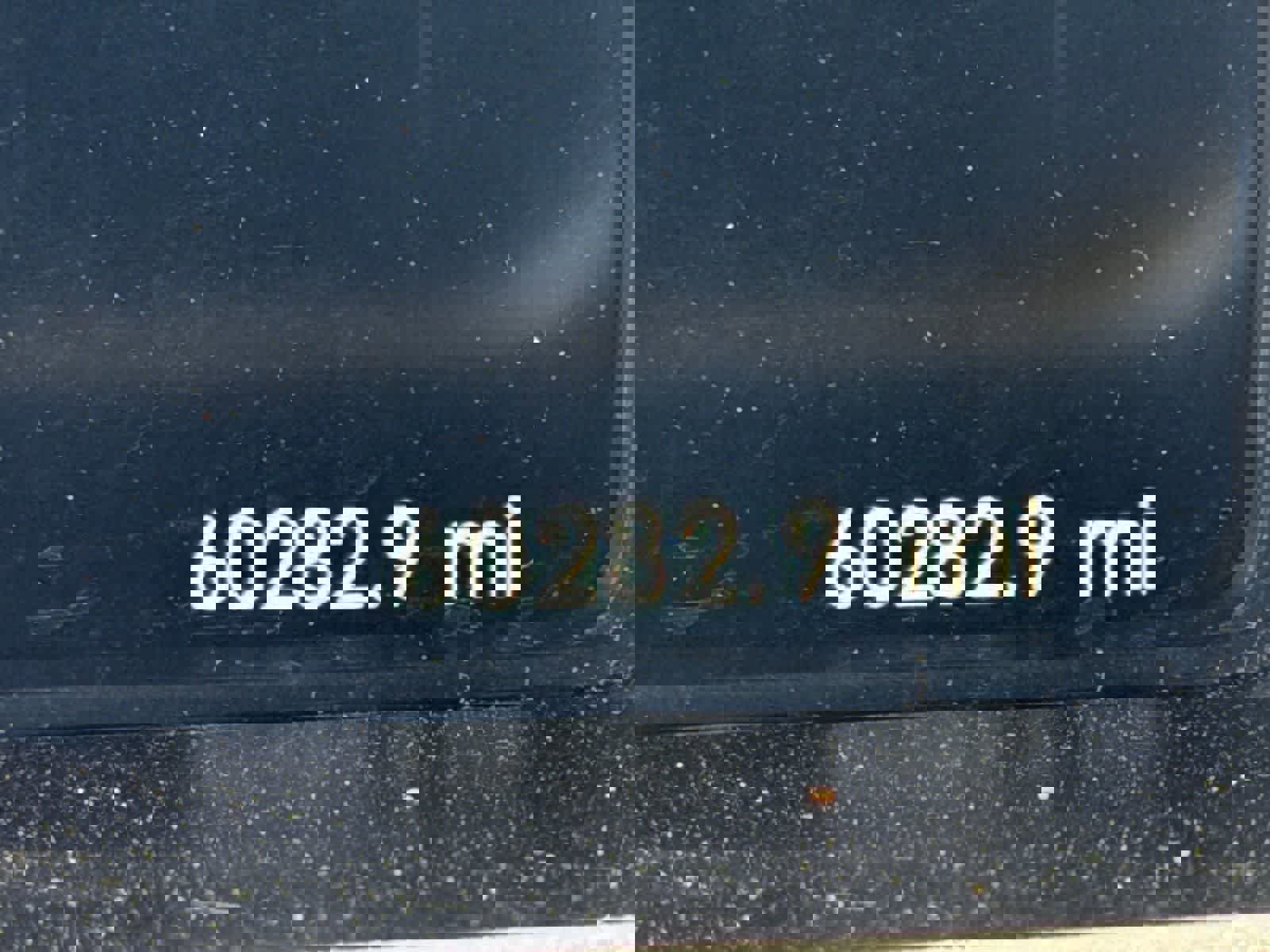 Used 2017 Lincoln Continental Premiere FWD image 16