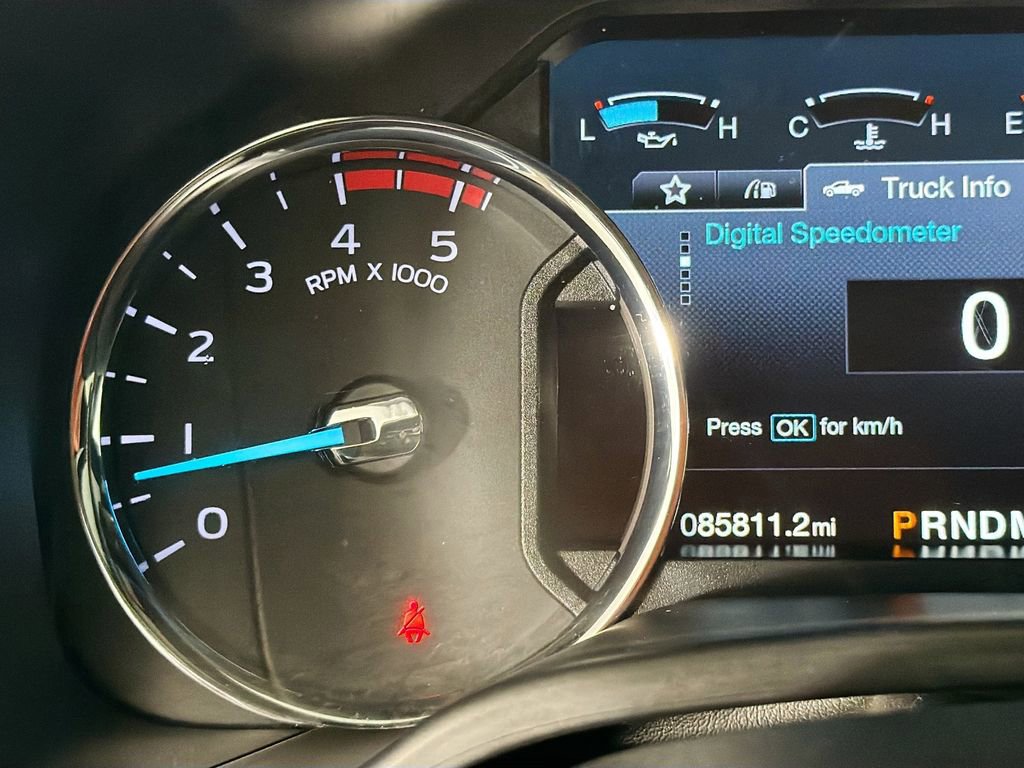 Used 2018 Ford F250 Platinum w/ Platinum Ultimate Package AWD/4WD image 13