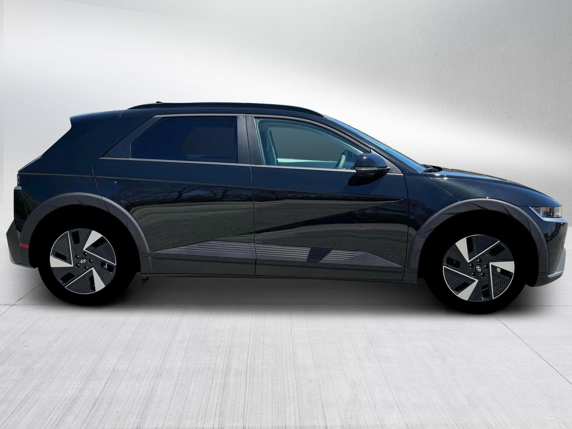 New 2026 Hyundai Ioniq 5 SEL image 9