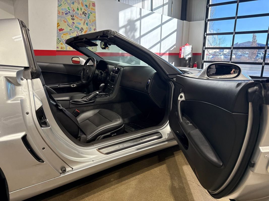 Used 2012 Chevrolet Corvette Grand Sport w/ 3LT Preferred Equipment Group image 61