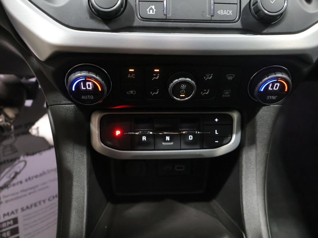 Used 2020 GMC Acadia SLT w/ Driver Alert Package II AWD/4WD image 29