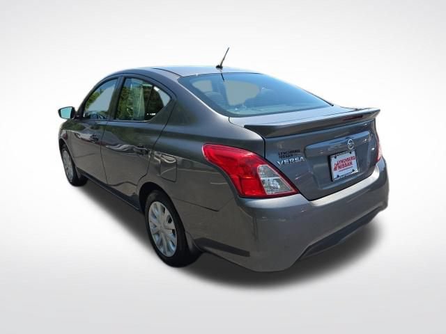 Used 2018 Nissan Versa S Plus FWD image 3