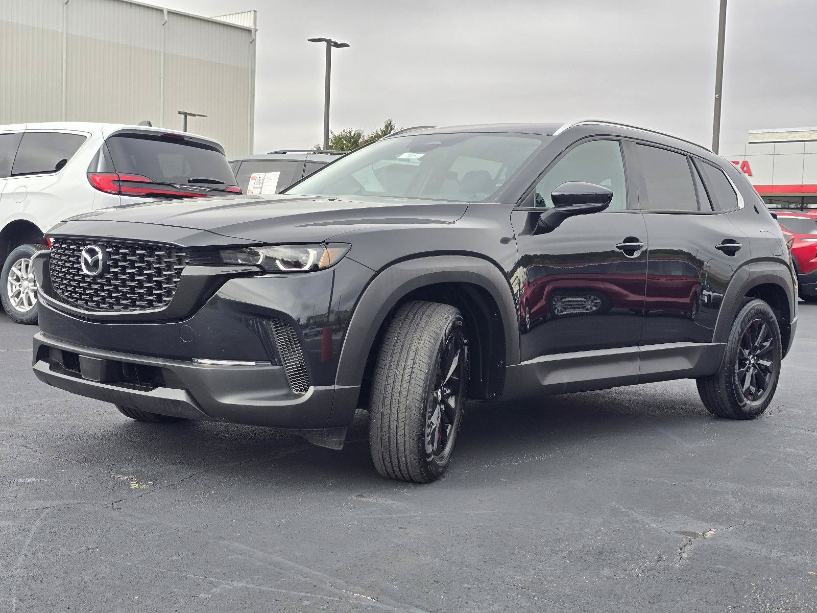 Used 2025 MAZDA CX-50 AWD 2.5 S w/ Premium Package image 3