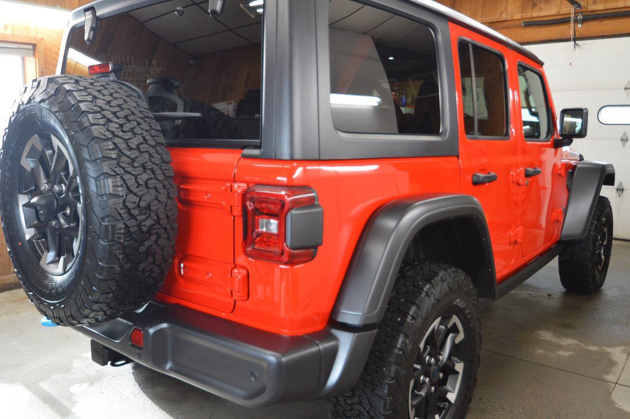 Used 2025 Jeep Wrangler Unlimited Rubicon 4xe w/ Safety Group AWD/4WD image 26