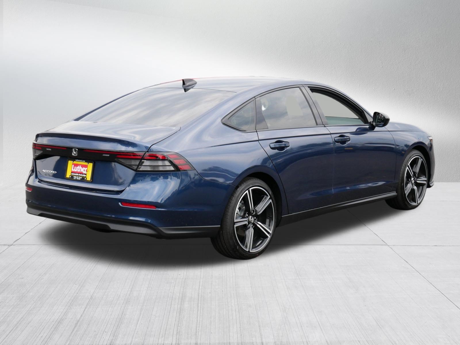 Used 2026 Honda Accord SE image 7