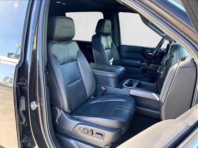 Used 2020 Chevrolet Silverado 2500 High Country w/ Z71 Off-Road Package image 9