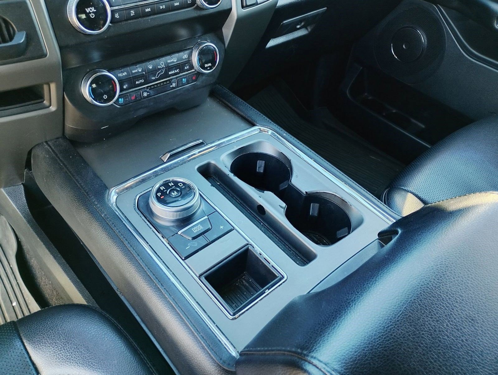 Used 2021 Ford Expedition Max XLT image 28