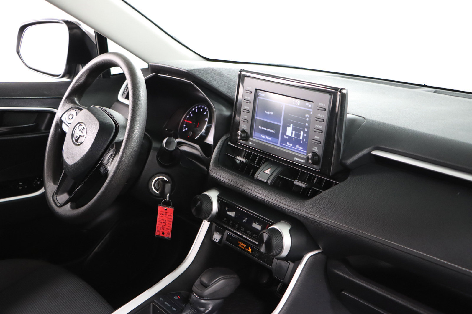 Used 2022 Toyota RAV4 LE image 25