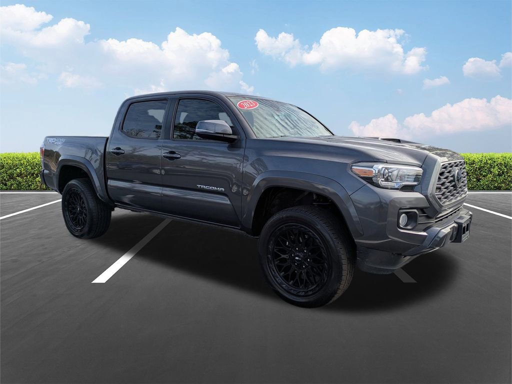 Used 2023 Toyota Tacoma TRD Sport image 2