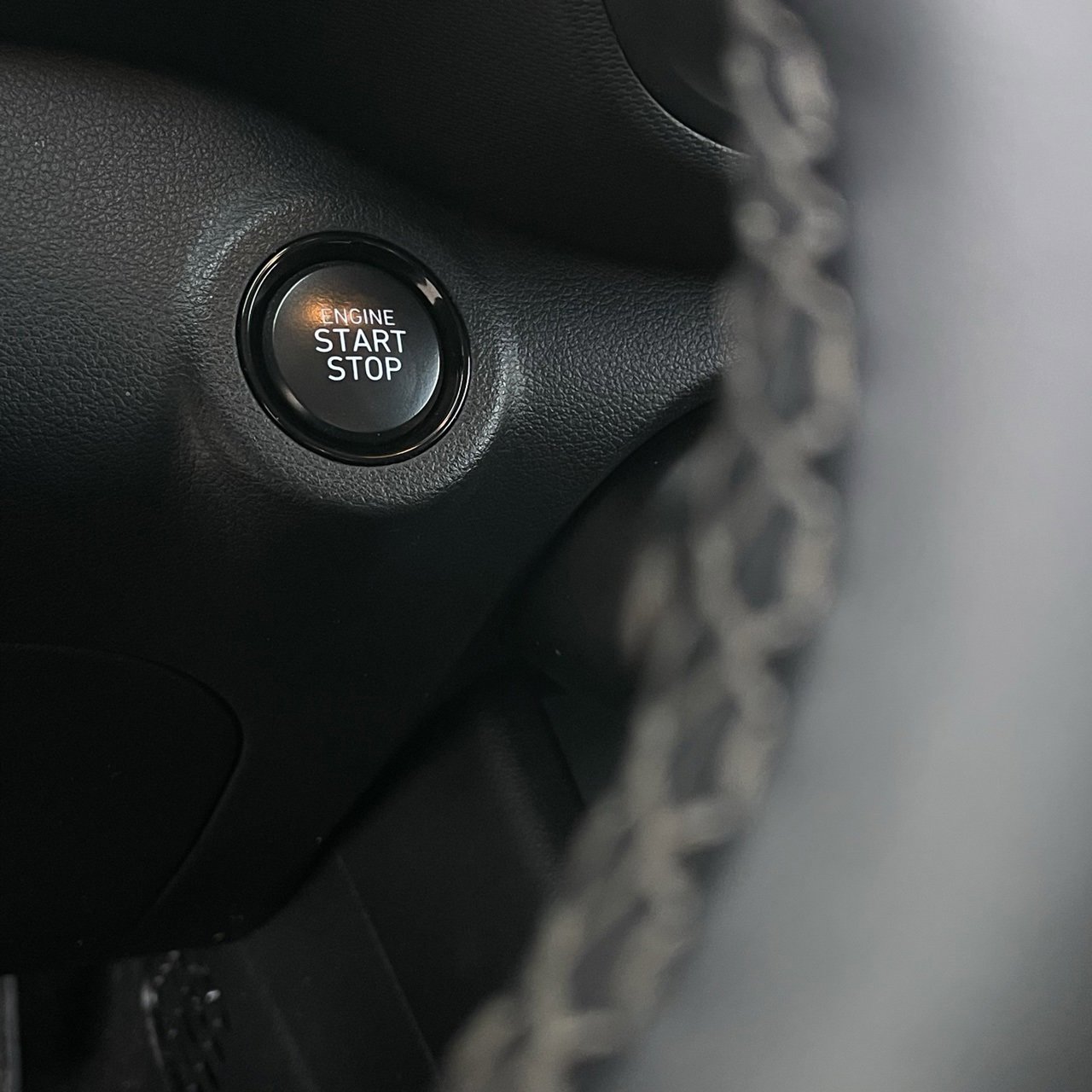 Used 2025 Hyundai Venue SEL image 16