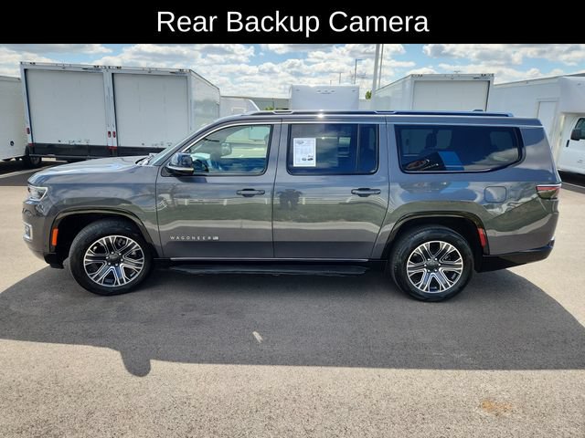 Used 2023 Jeep Wagoneer L Series II AWD/4WD image 4