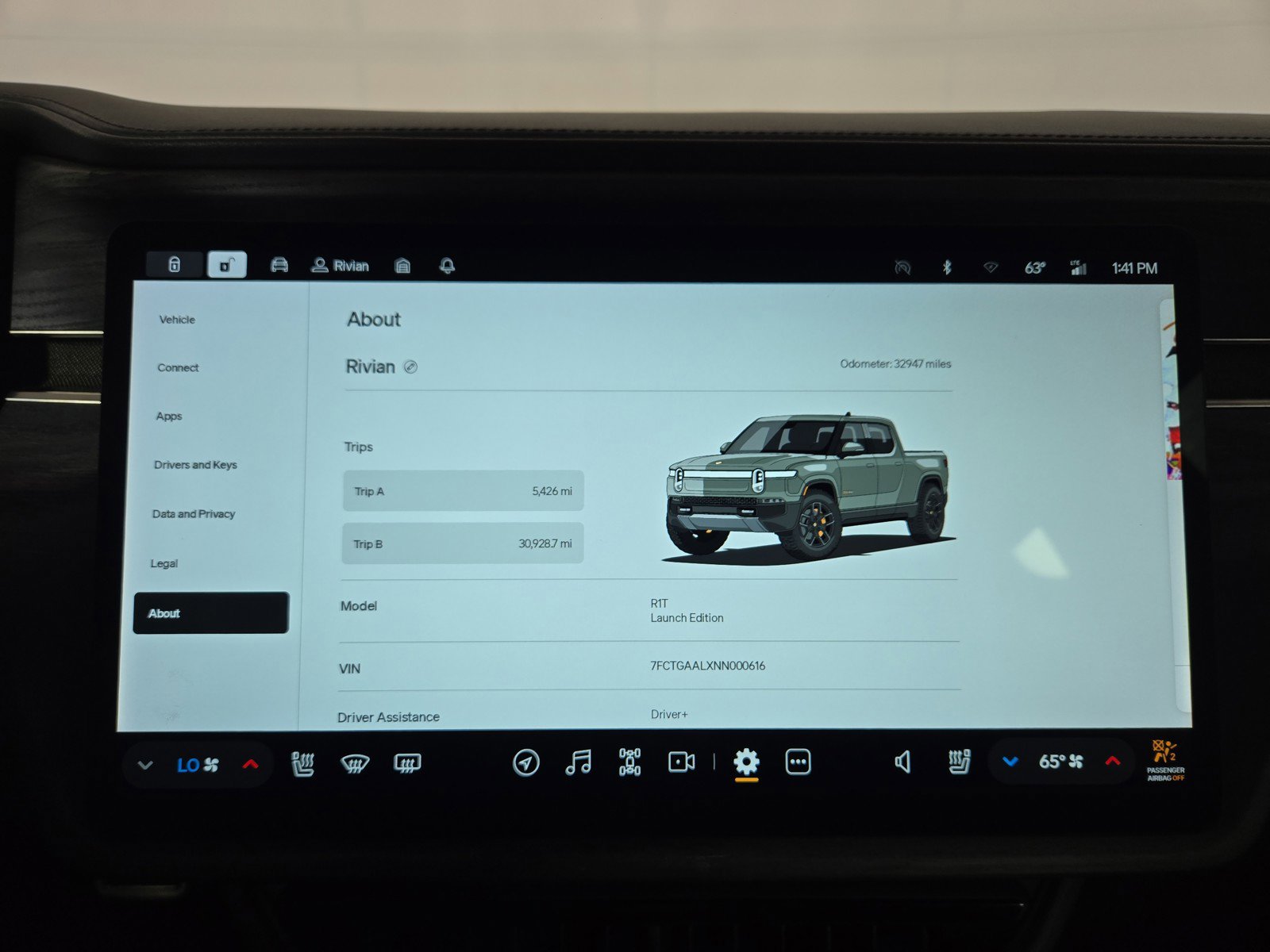 Used 2022 Rivian R1T Launch Edition image 27