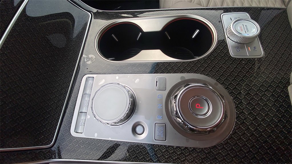 New 2026 Genesis GV80 3.5T e-SC image 18