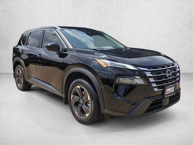 Used 2024 Nissan Rogue SV w/ SV Premium Package FWD image 3