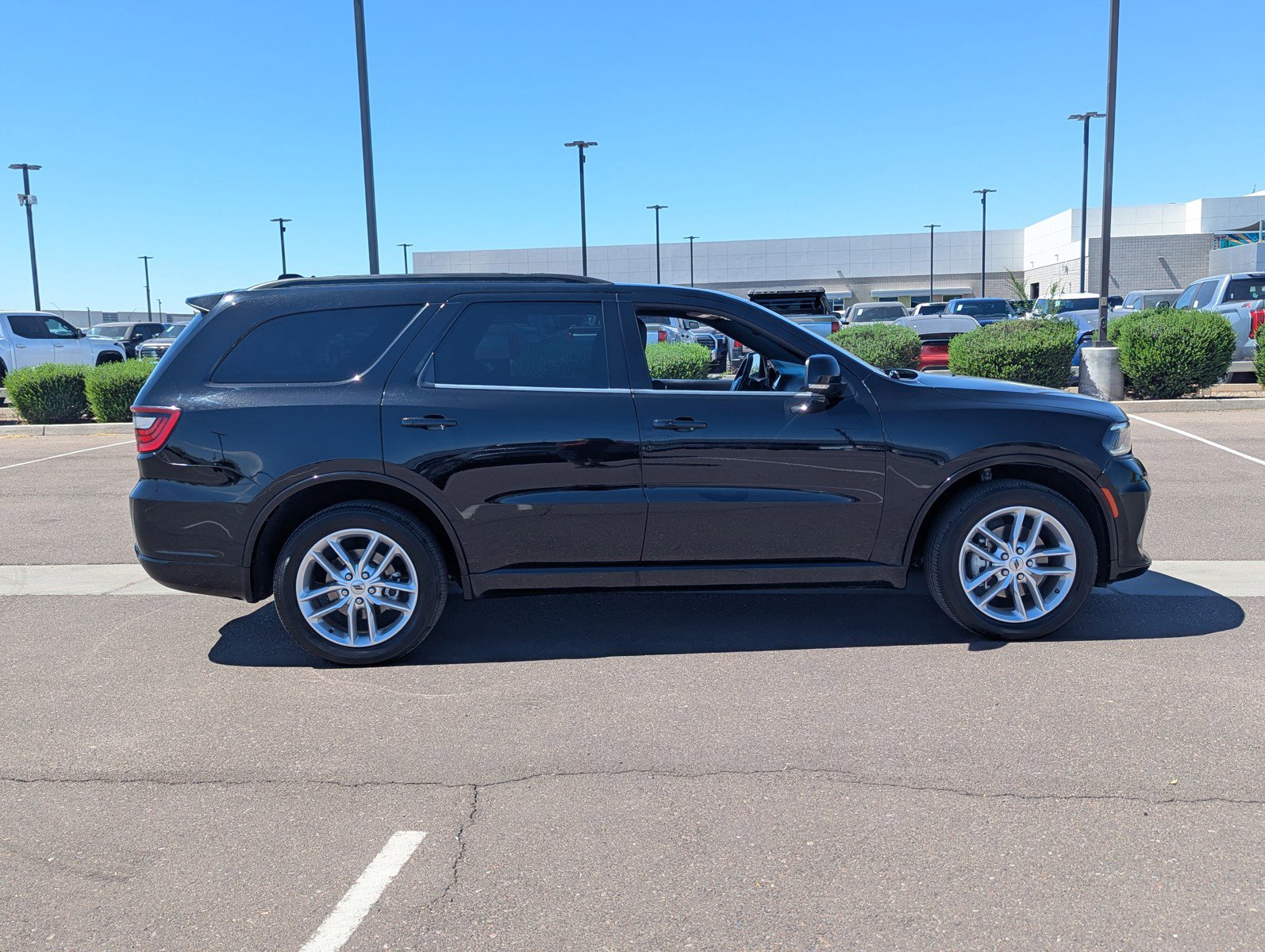 Used 2024 Dodge Durango GT image 6