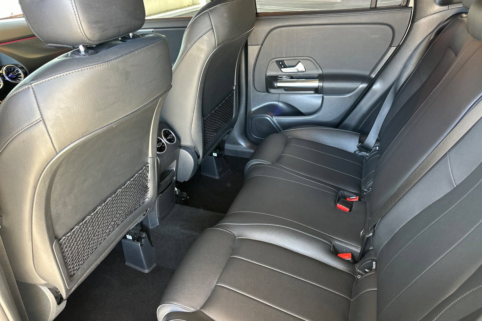 Certified 2023 Mercedes-Benz GLA 250 w/ Premium Package image 14