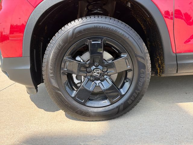Used 2024 Honda Ridgeline Black Edition image 9