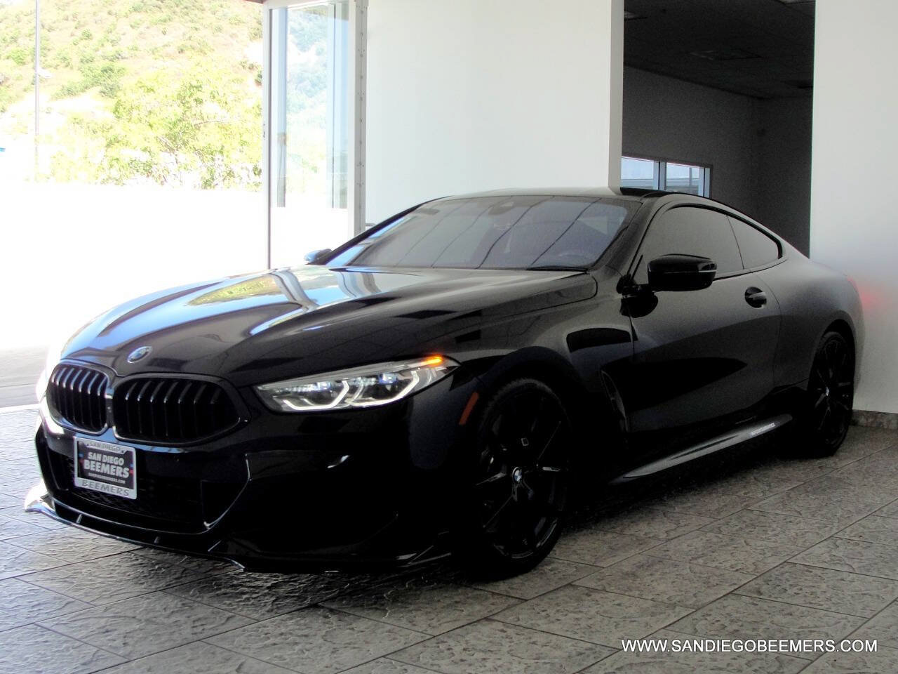Used 2022 BMW M850i xDrive Coupe w/ Driving Assistance Package AWD/4WD image 60