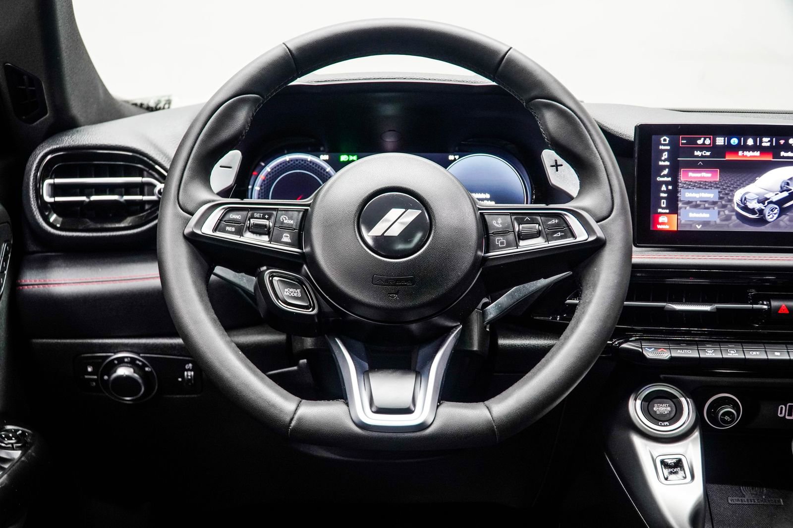 Used 2024 Dodge Hornet R/T Plus w/ R/T Blacktop Package image 16