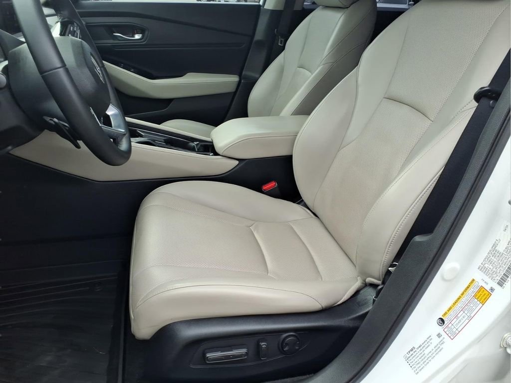 Used 2024 Honda Accord Touring image 10