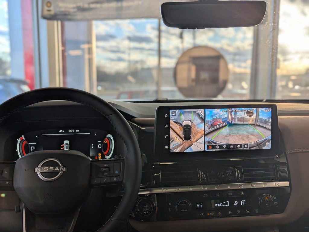 New 2026 Nissan Pathfinder Platinum image 29