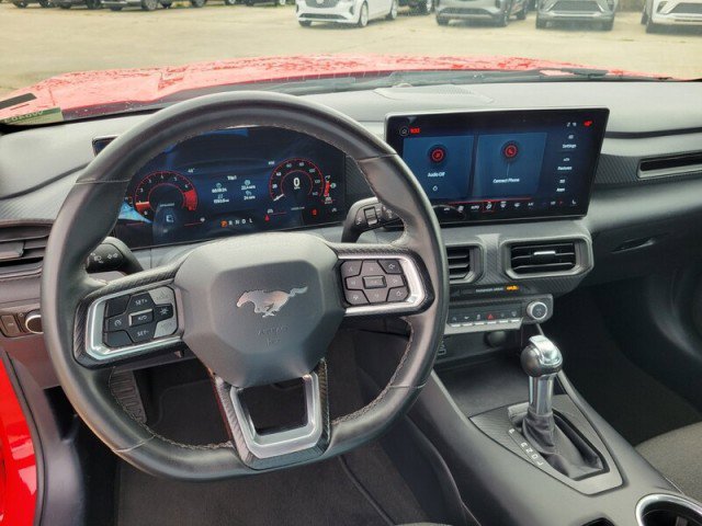 Used 2024 Ford Mustang Convertible image 15