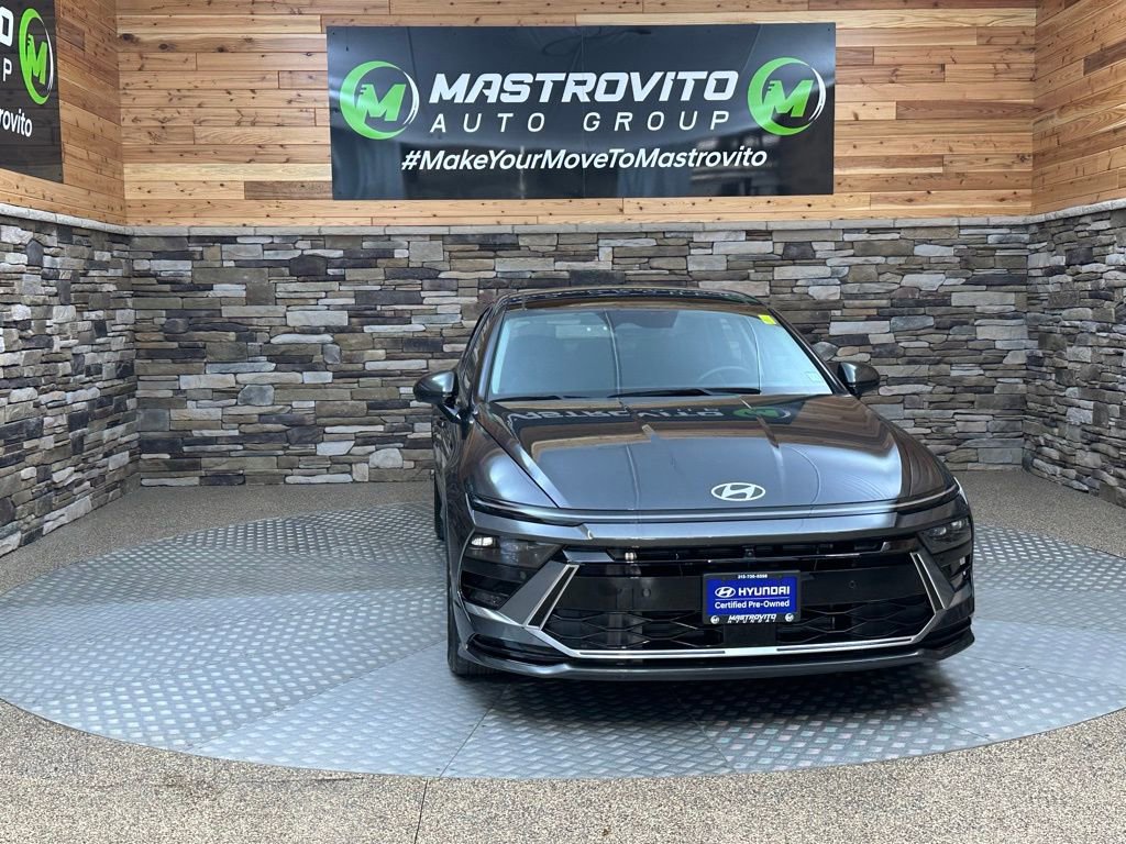 Used 2024 Hyundai Sonata Limited image 2