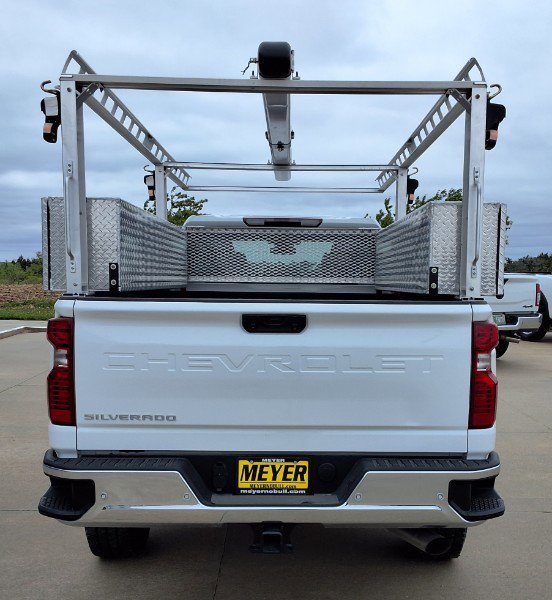 Used 2025 Chevrolet Silverado 2500 W/T w/ WT/CX Safety Package AWD/4WD image 8