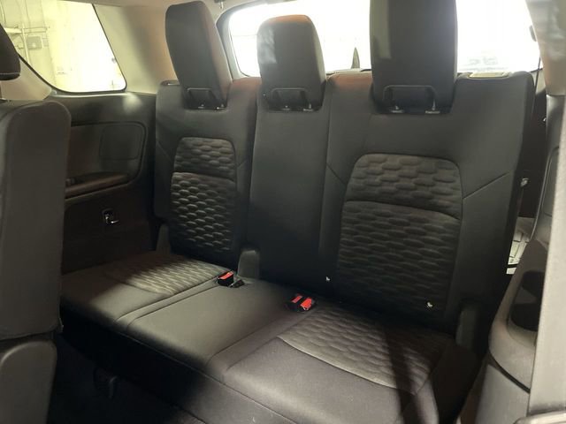 Used 2022 Nissan Pathfinder SV image 24