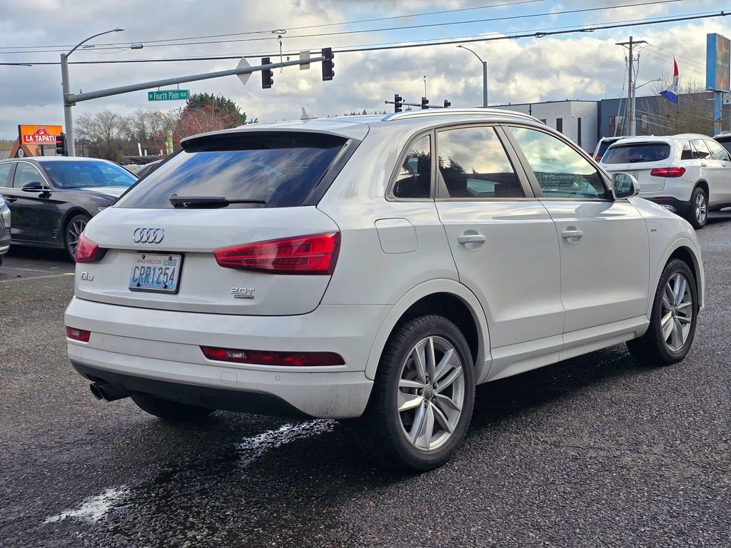 Used 2018 Audi Q3 2.0T Premium image 3