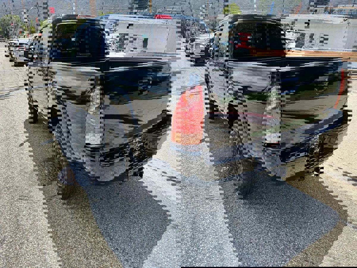 Used 2013 Toyota Tacoma PreRunner w/ SR5 Pkg RWD image 4