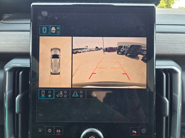 Used 2024 GMC Acadia Denali AWD/4WD image 38