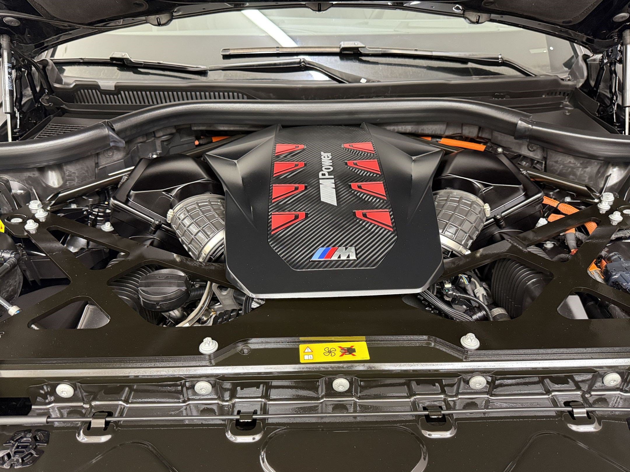 Certified 2023 BMW XM AWD/4WD image 34