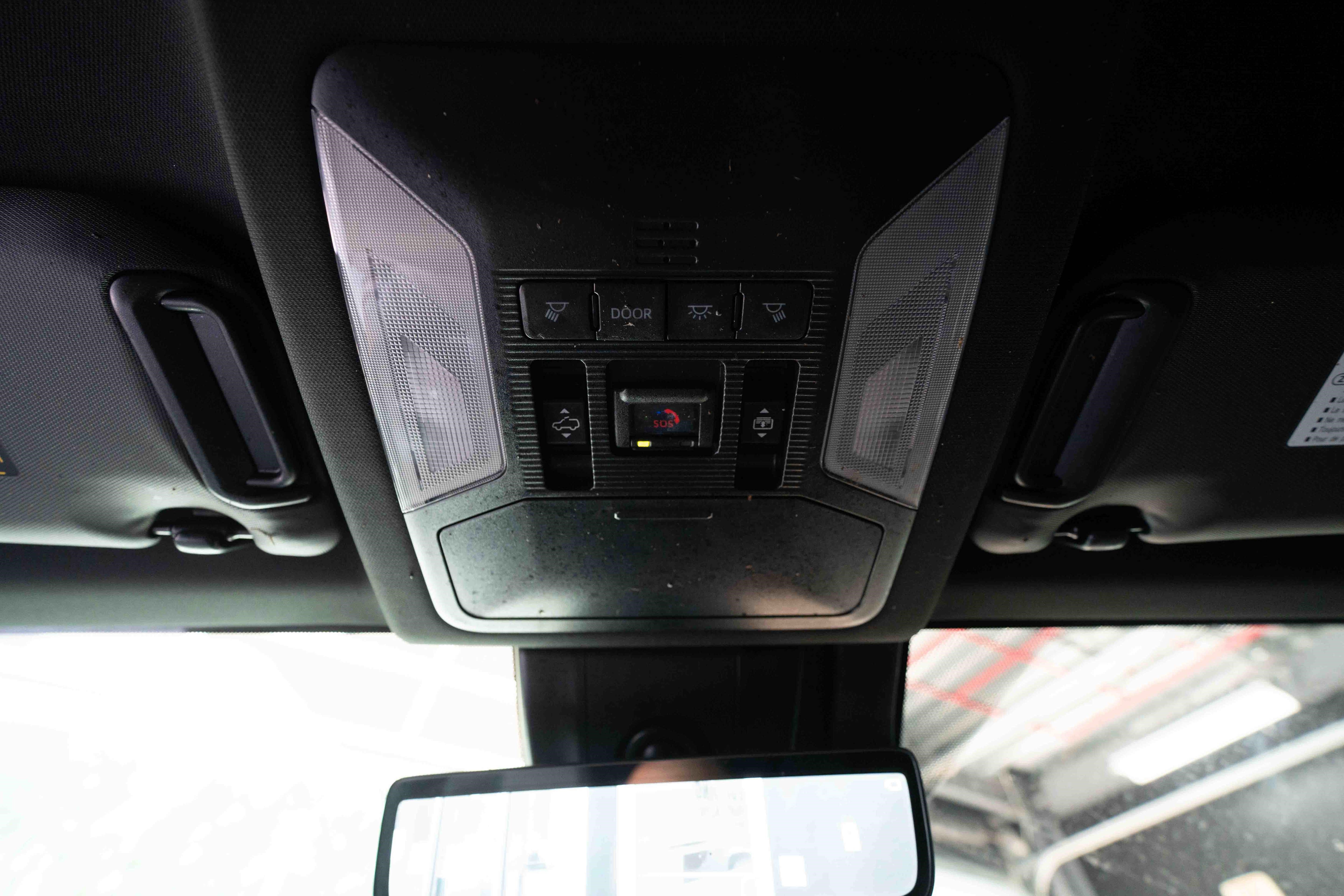 Used 2022 Toyota RAV4 XSE AWD/4WD image 18