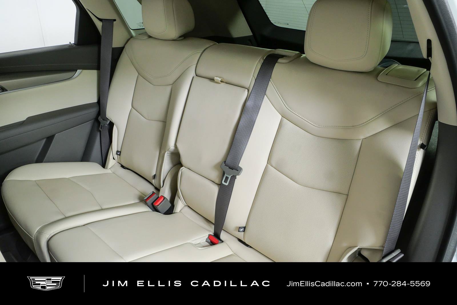 New 2026 Cadillac XT5 Premium Luxury w/ Driver Assist Package FWD image 18