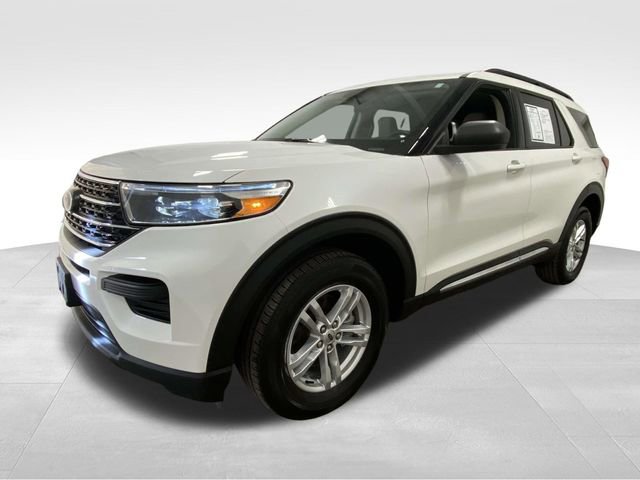 Used 2022 Ford Explorer XLT image 5