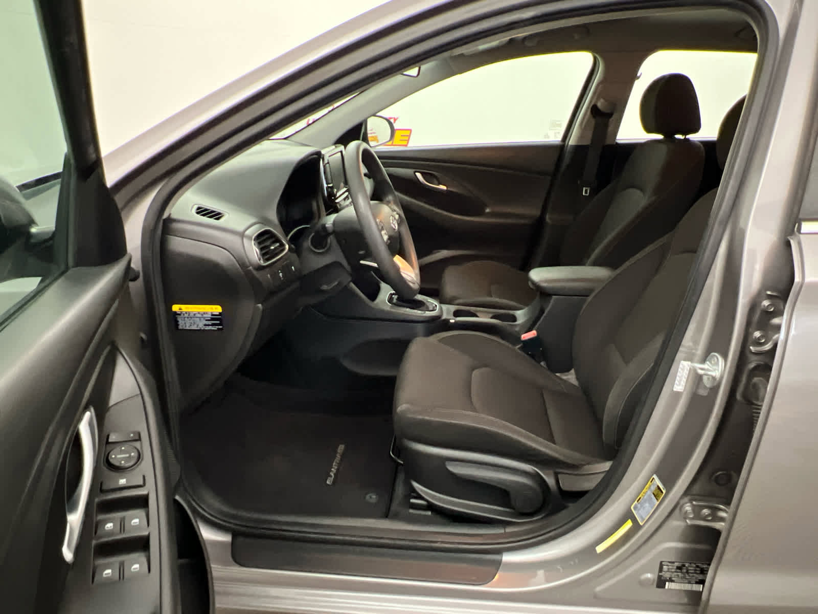 Used 2020 Hyundai Elantra GT FWD image 15