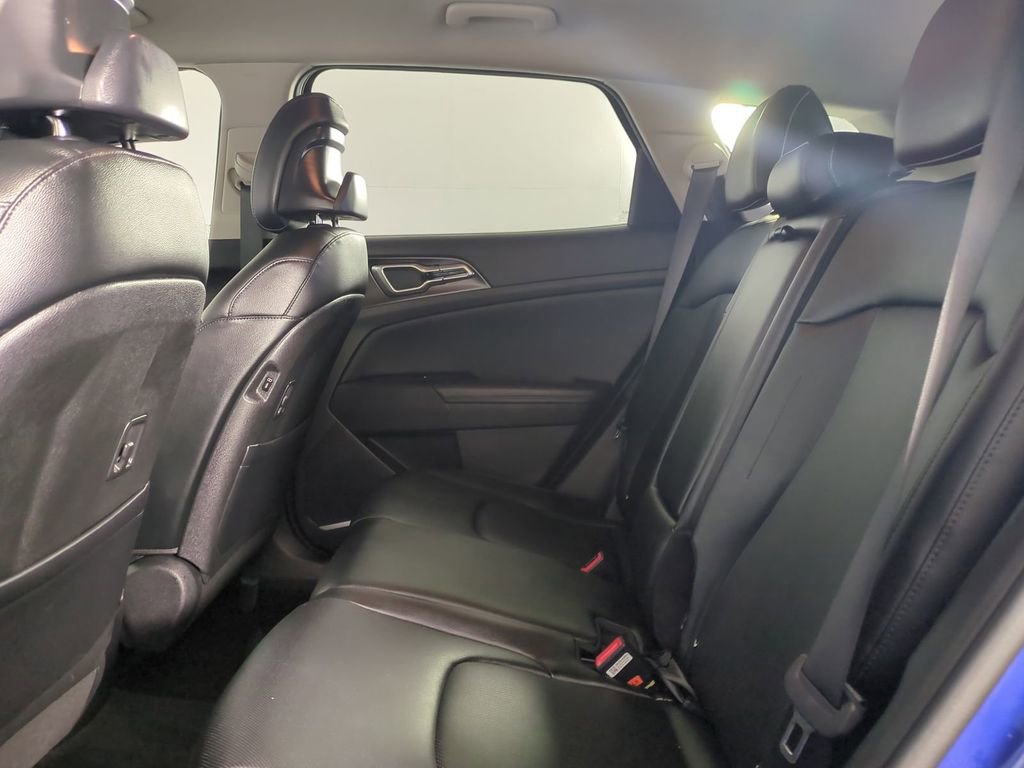Used 2024 Kia Sportage EX image 15