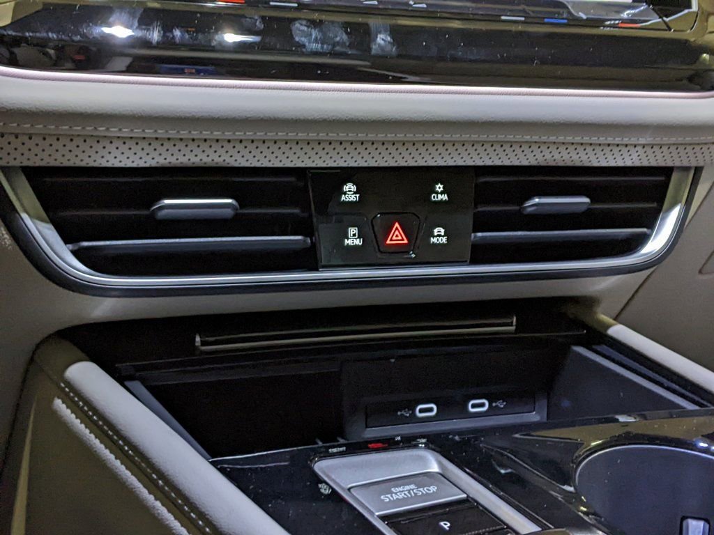 New 2026 Volkswagen Atlas SEL Premium R-Line image 18