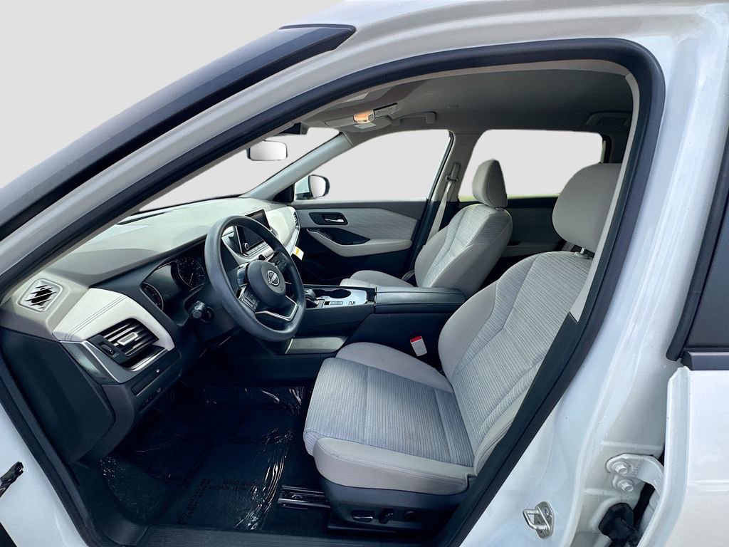 Used 2023 Nissan Rogue SV FWD image 20