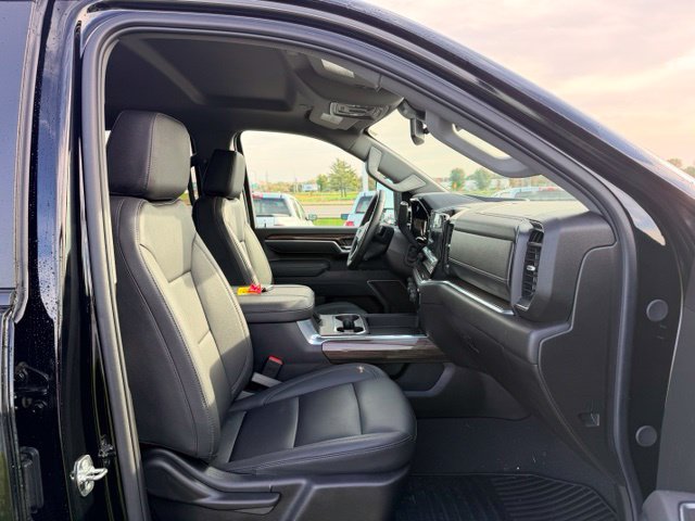 Certified 2025 Chevrolet Silverado 3500 LT w/ Trail Boss Package AWD/4WD image 11