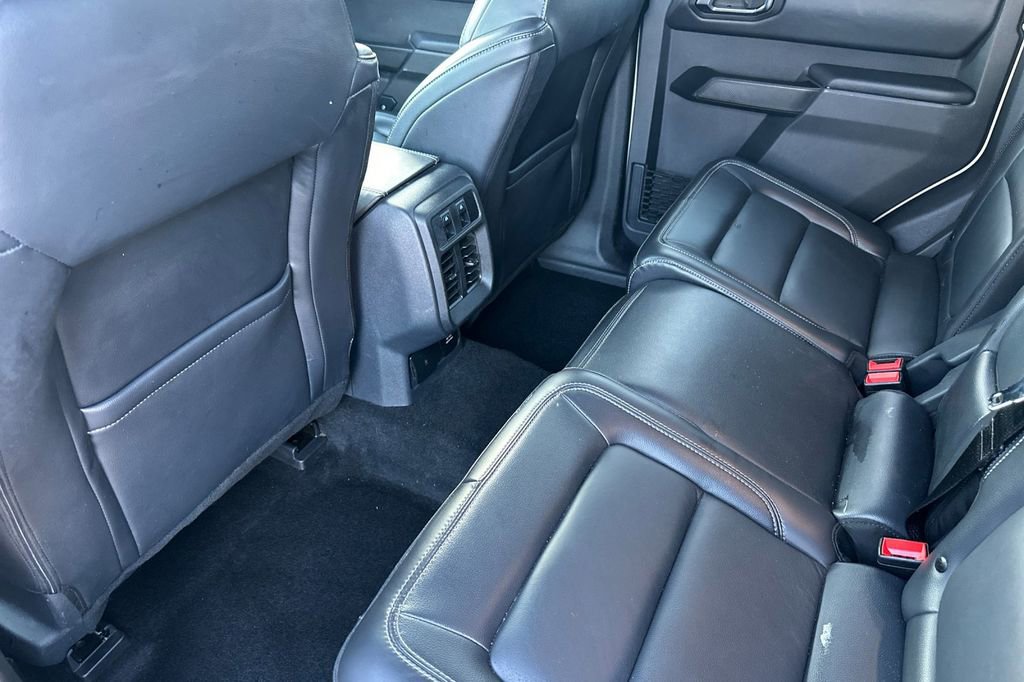 Used 2025 Ford Bronco Outer Banks image 13