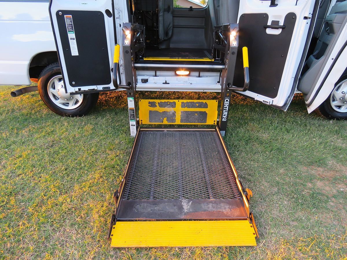 Used 2012 Ford E-150 and Econoline 150 w/ PWR Group image 14