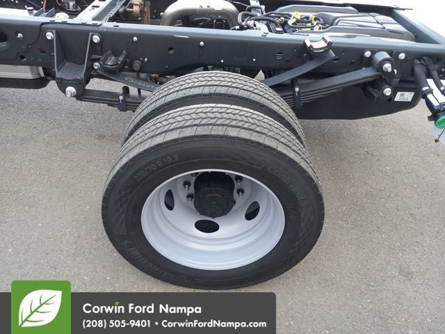 New 2025 Ford F550 4x4 Regular Cab Super Duty image 26