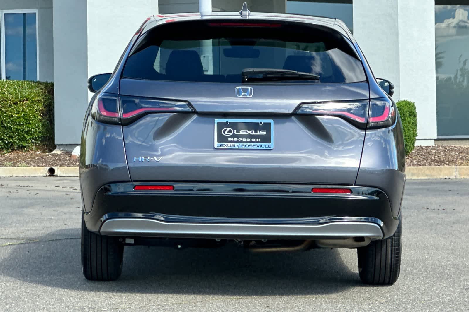 Used 2023 Honda HR-V EX-L image 8