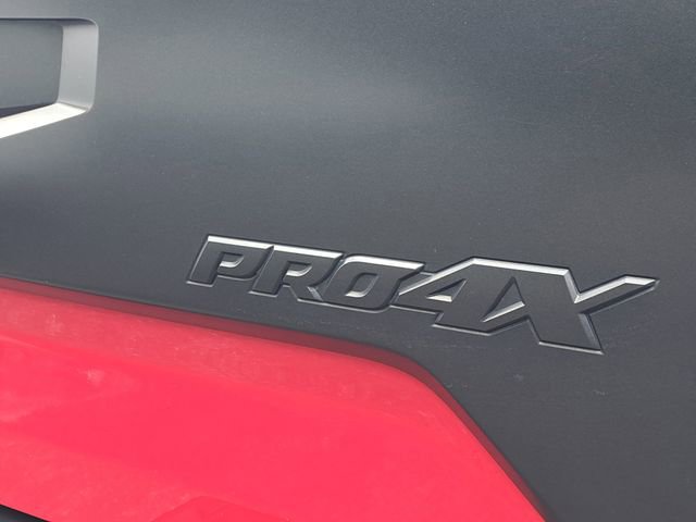 Used 2021 Nissan Titan PRO-4X w/ Pro-4x Convenience Package image 6