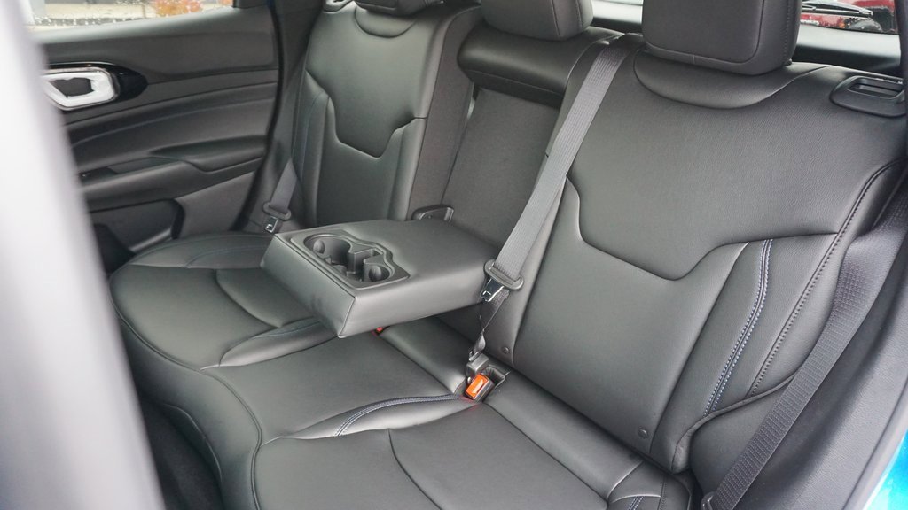 New 2026 Jeep Compass Limited image 9