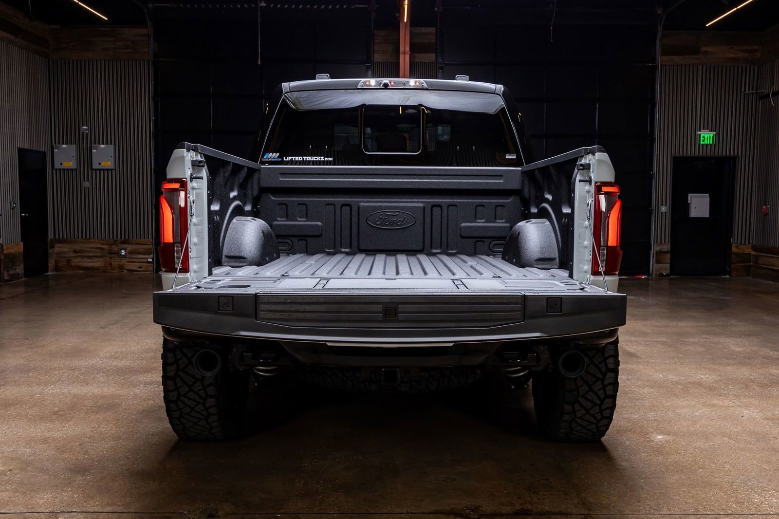 Used 2026 Ford F150 Raptor AWD/4WD image 9